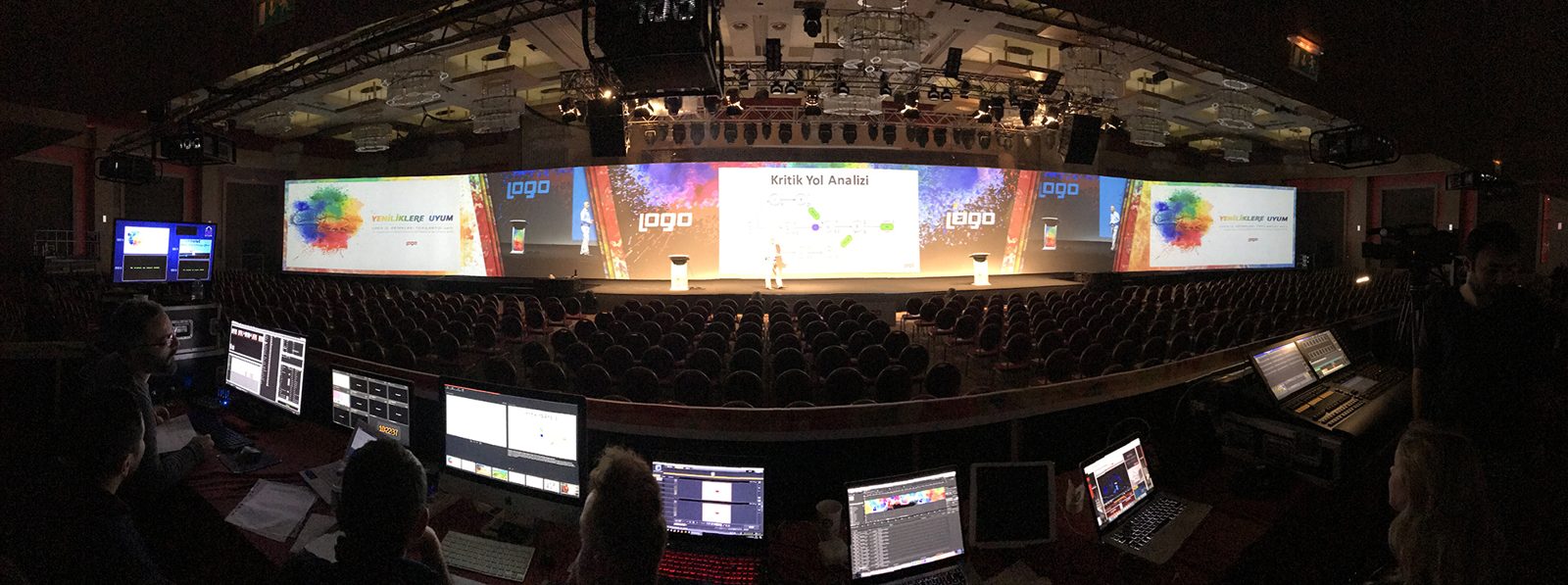 Dealer meeting stage